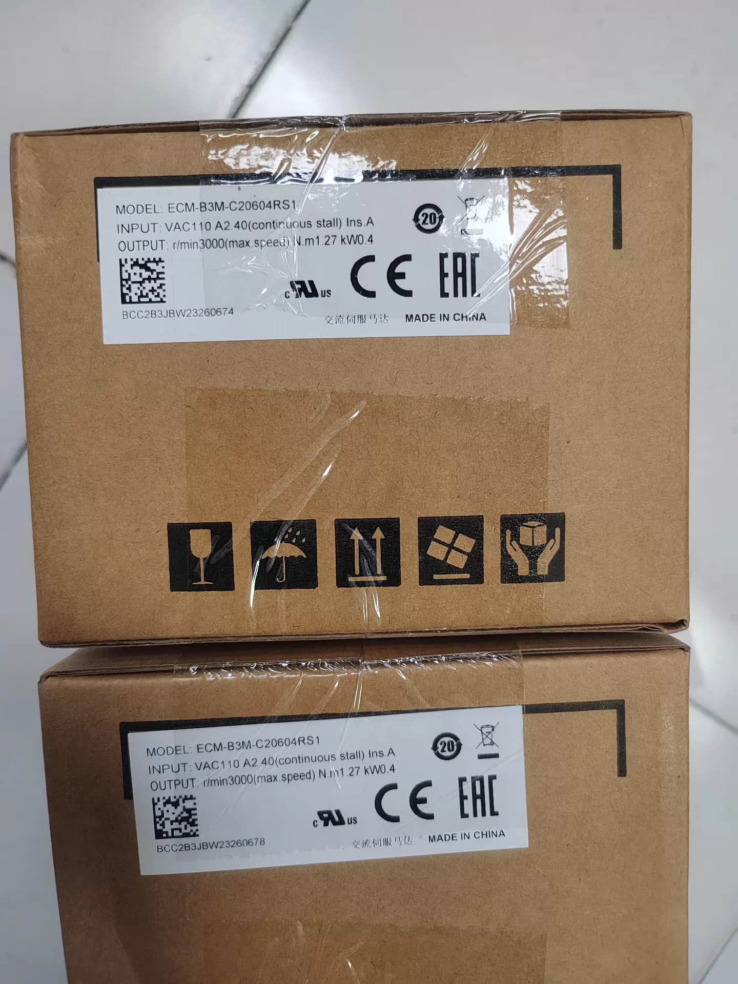 100% nuevo, original y genuino, servomotor Delta ECM-B3M-C20604RS1, convertidores de frecuencia