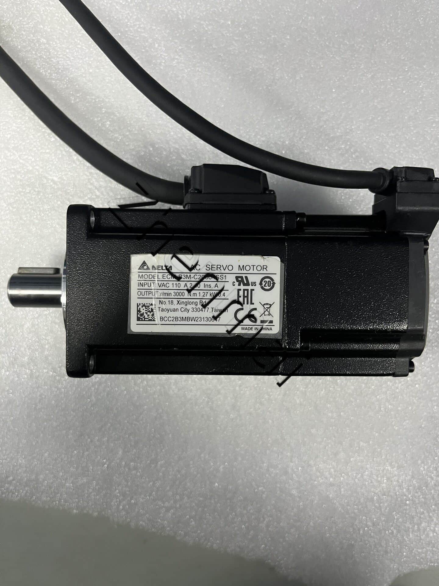 100% nuevo, original y genuino, servomotor Delta ECM-B3M-C20604SS1, convertidores de frecuencia