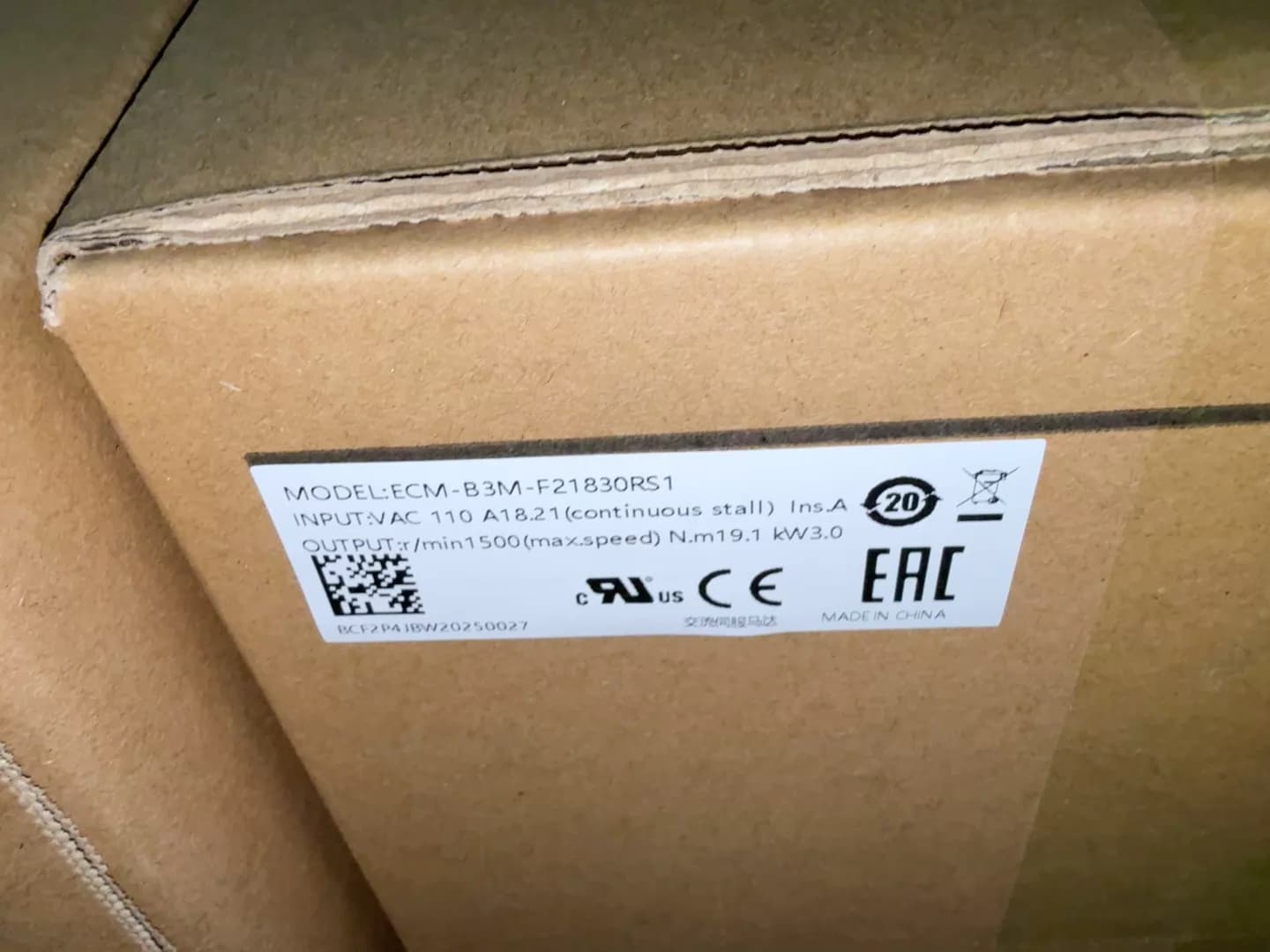 100% nuevo, original y genuino, servomotor Delta ECM-B3M-F21830RS1, convertidores de frecuencia