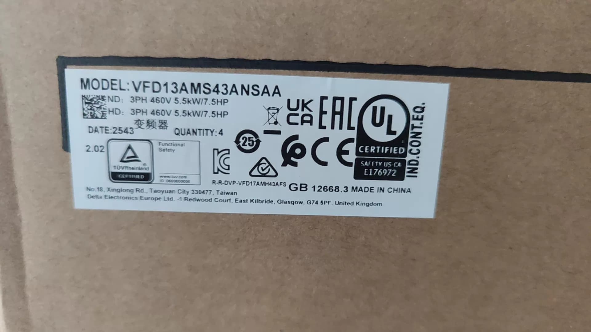100% nuevo, original y genuino, servomotor Delta VFD13AMH43ANSAA 5,5 kW, convertidores de frecuencia