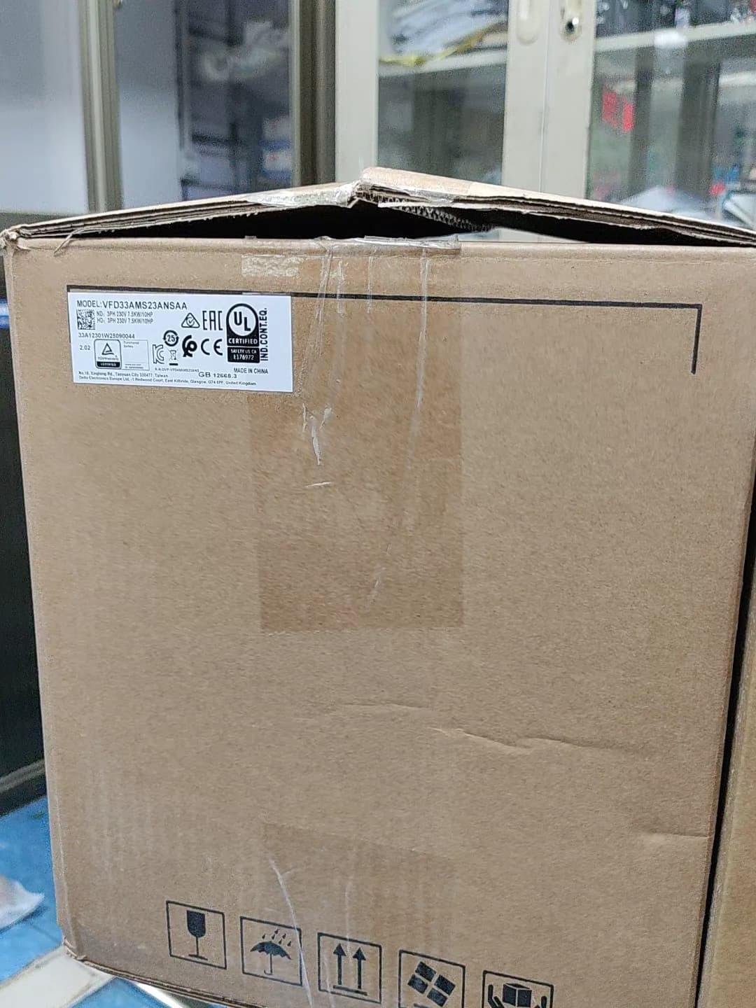 100% nuevo original y genuino Delta VFD33AMS23ANSAA 7.5KW trifásico 220V convertidores de frecuencia servomotor