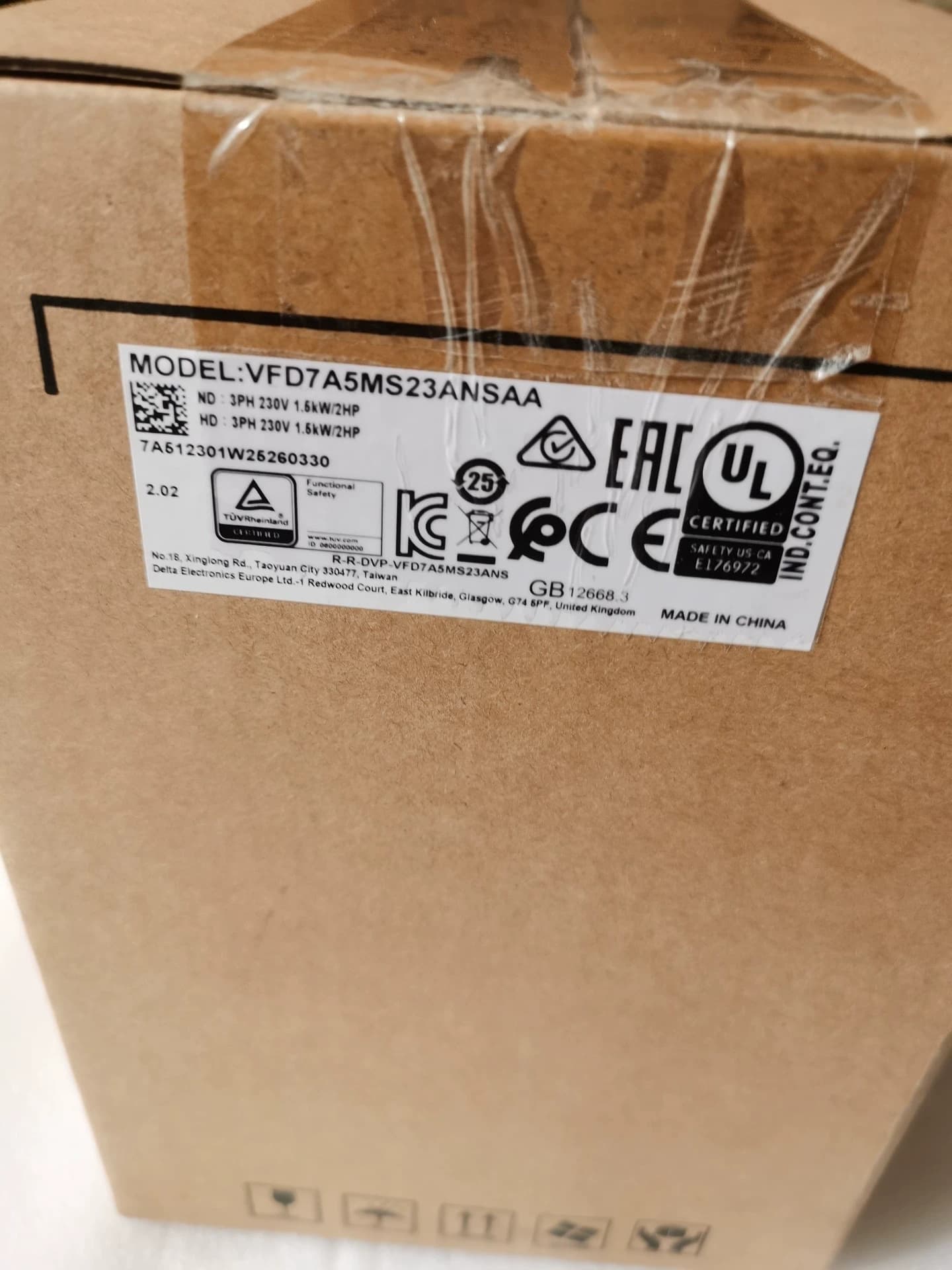 100% nuevo original y genuino Delta VFD7A5MS23ANSAA 1.5KW convertidores de frecuencia trifásicos 220V accionamiento servomotor