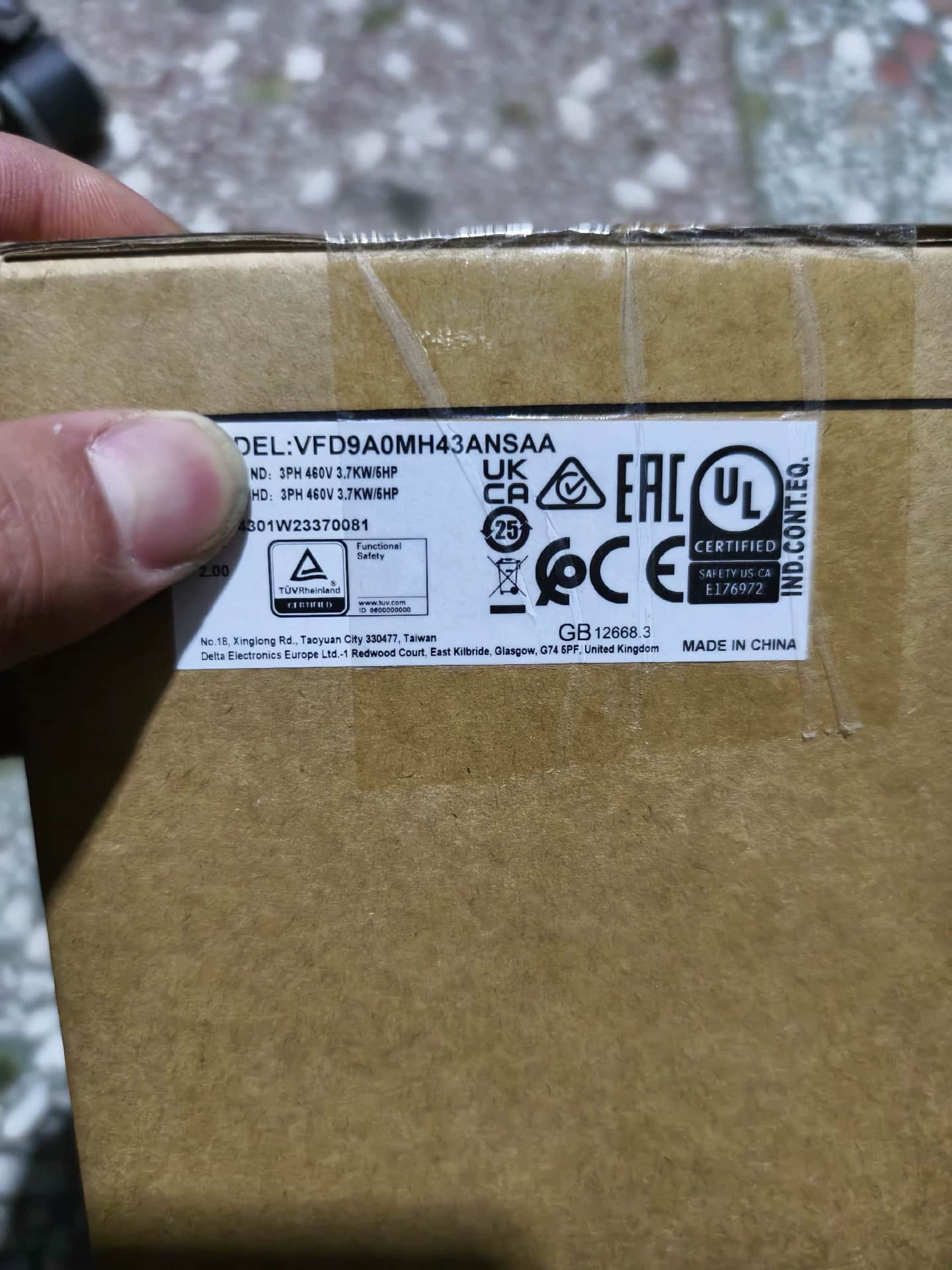100% nuevo original y genuino Delta VFD9A0MH43ANSAA 3.7KW Convertidores de frecuencia Servomotor