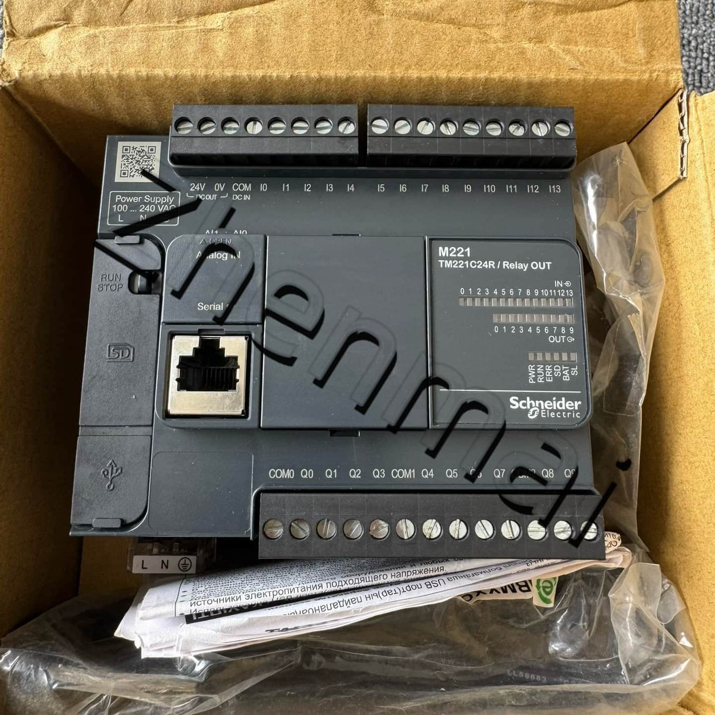 Convertidores de frecuencia, disyuntores, contactores y dispositivos de protección 100% nuevos, originales y genuinos Schneider TM221CE24R