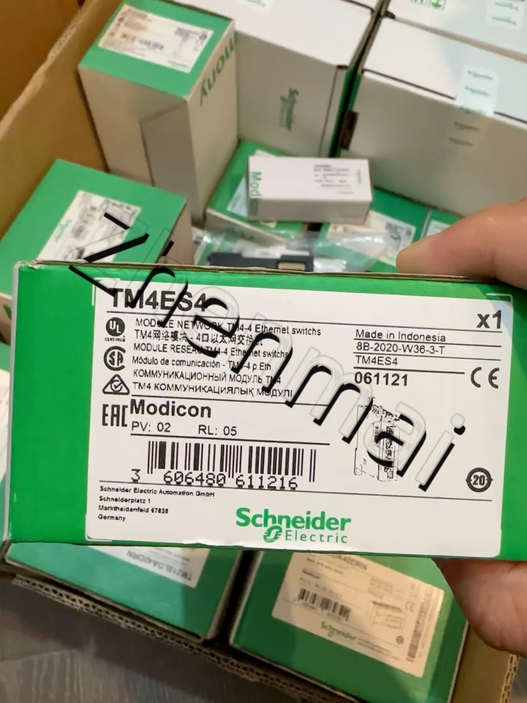 Convertidores de frecuencia, disyuntores, contactores y dispositivos de protección Schneider TM4ES4 100% nuevos, originales y genuinos