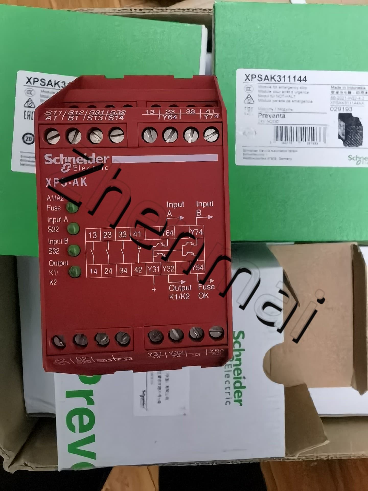 100% nuevo, original y genuino Schneider XPSAK311144 Convertidores de frecuencia, disyuntores, contactores, dispositivos de protección