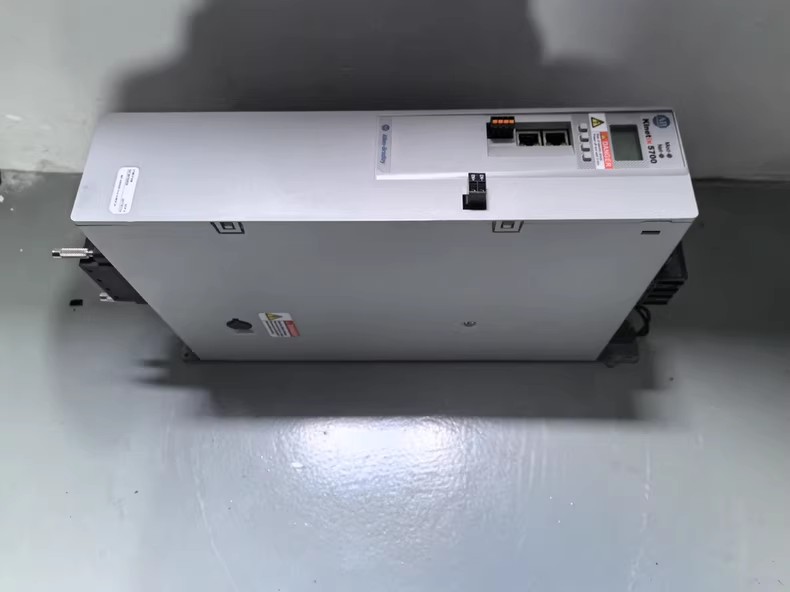 Servo 2198-P208 Kinetix 5700, nuevo y genuino Entrega rápida