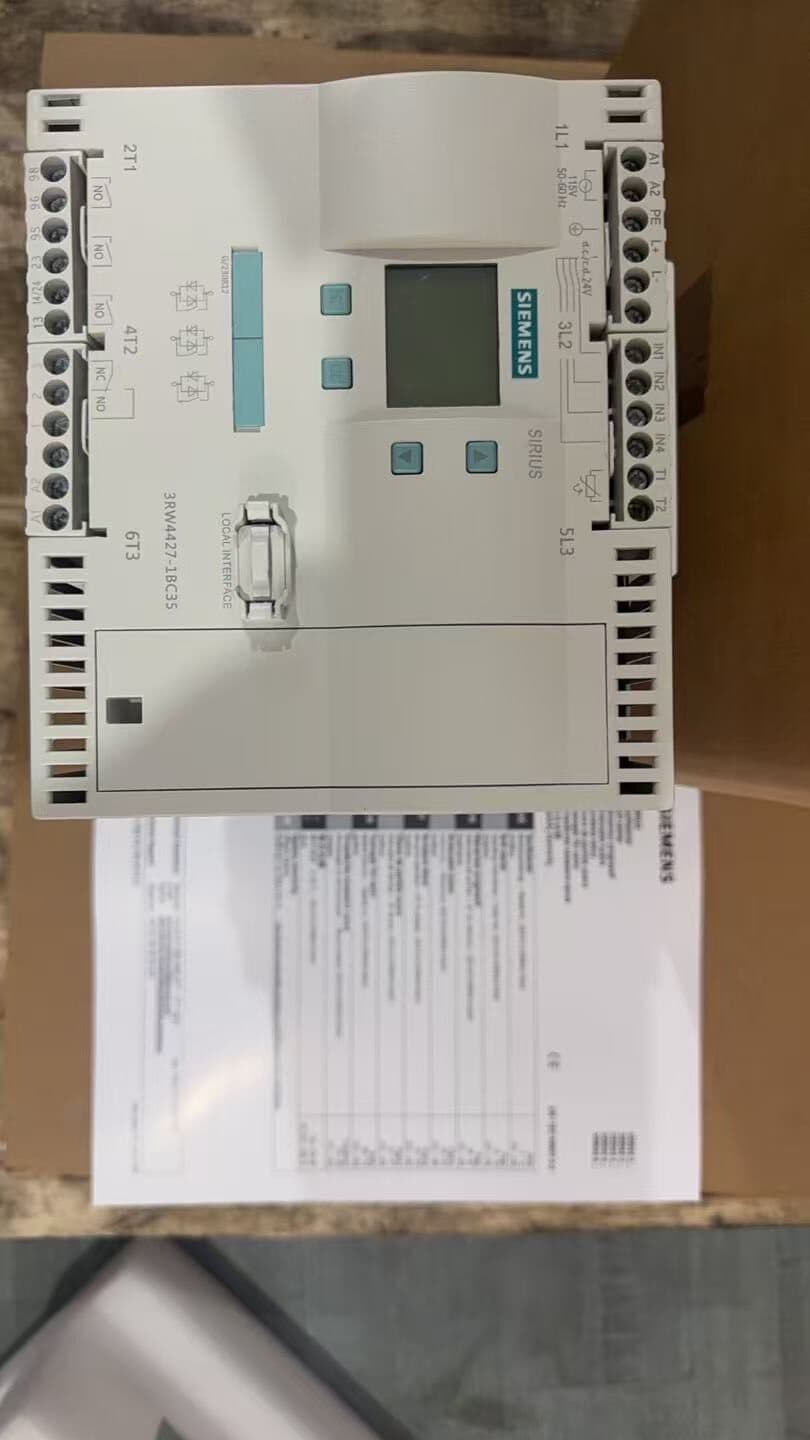 Arrancador suave Siemens 3RW4443-6BC46 nuevo, genuino y directo de fábrica ARRANCADOR SUAVE SIRIUS