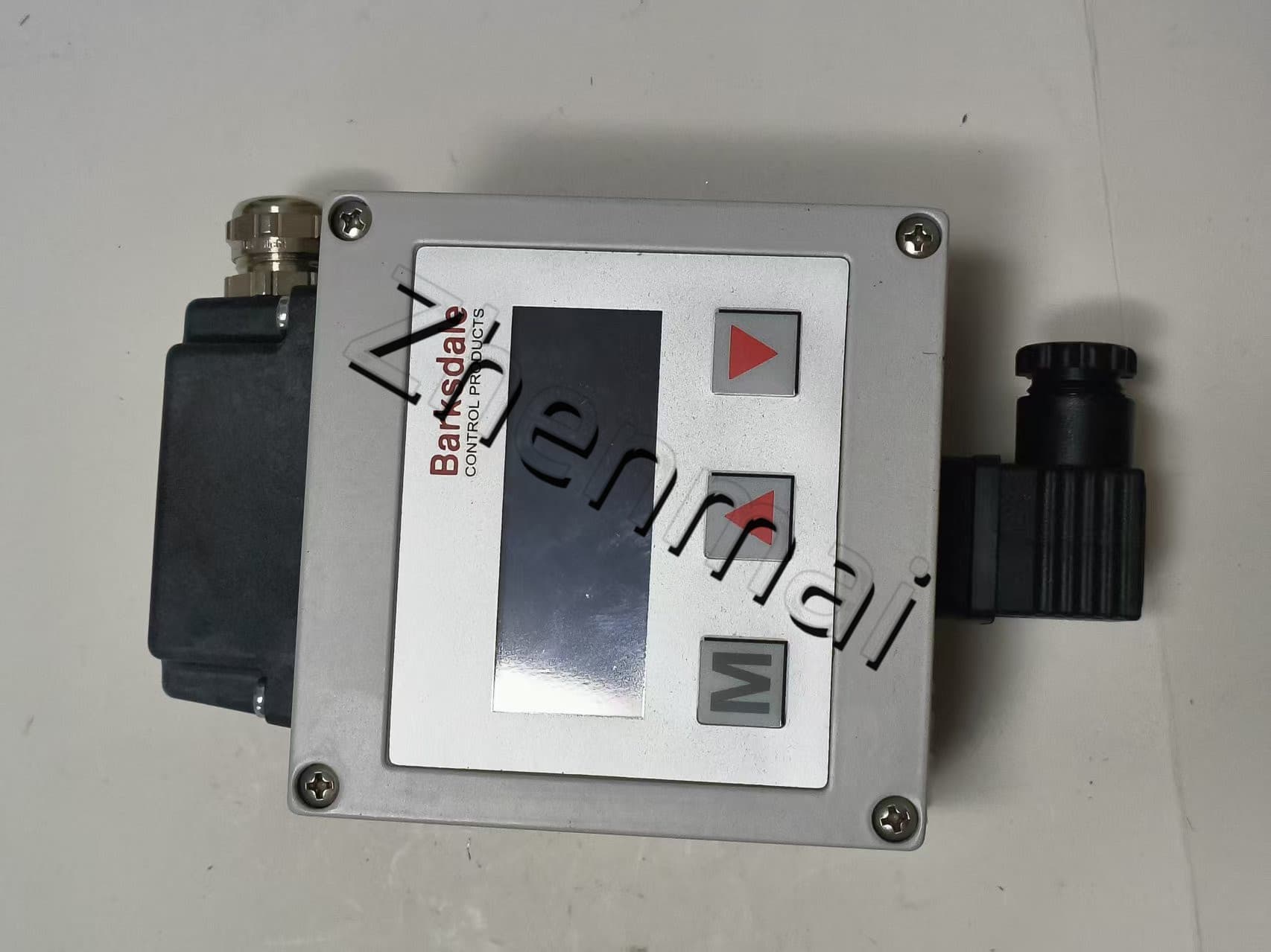 Nuevo y original Barksdale 0003-024(UAS3V3)+0631-070(UTA2,100 mm, 0-100 ℃) Sensor de presión Interruptor de nivel Interruptor de flujo Interruptor de presión Envío rápido