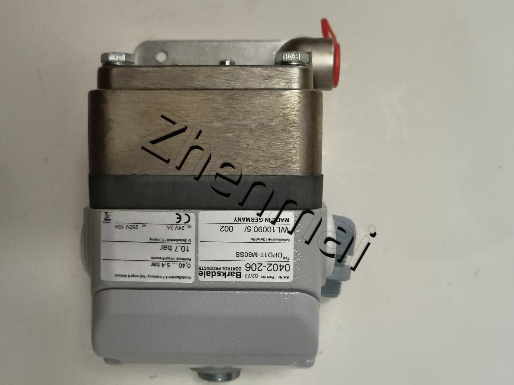 Nuevo Original Barksdale 0402-206 DPD1T-M80SS sensor de presión interruptor de nivel interruptor de flujo interruptor de presión envío rápido