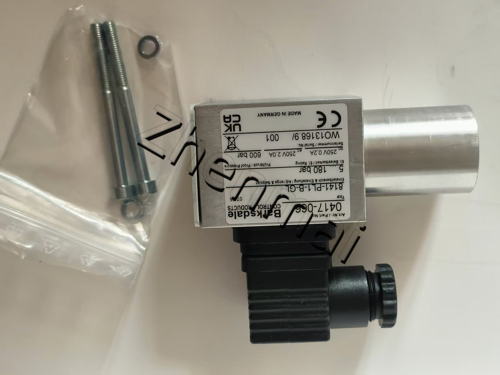 Nuevo Original Barksdale 0417-066 8141-PL1-B-GL sensor de presión interruptor de nivel interruptor de flujo interruptor de presión envío rápido