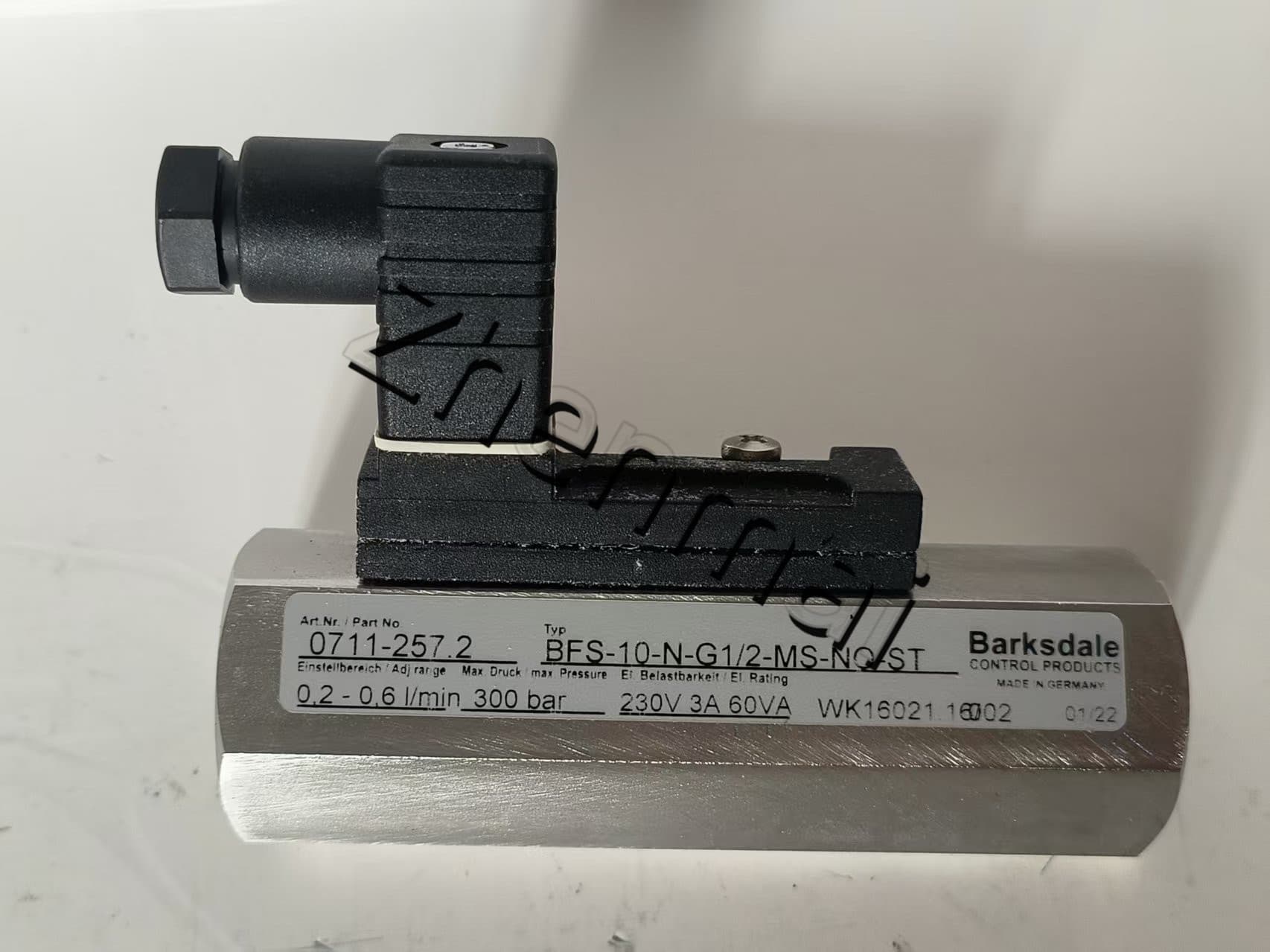 Nuevo y Original Barksdale 0711-257,2 sensor de presión interruptor de nivel interruptor de flujo interruptor de presión envío rápido