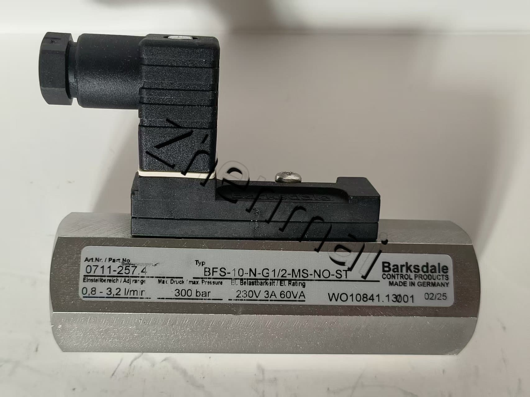 Nuevo y Original Barksdale 0711-339,7 sensor de presión interruptor de nivel interruptor de flujo interruptor de presión envío rápido