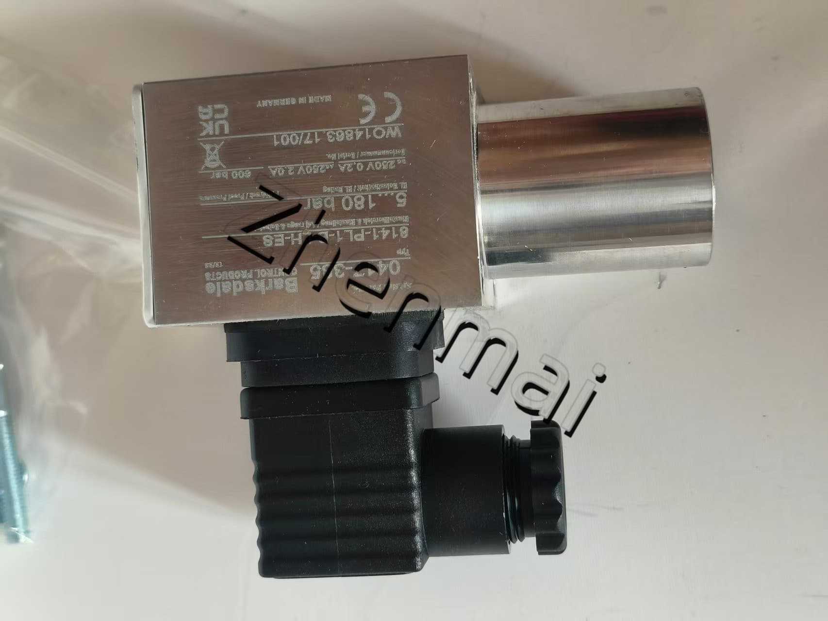 Nuevo Original Barksdale 8141-PL1-B-LH-ES 0417-385 sensor de presión interruptor de nivel interruptor de flujo interruptor de presión envío rápido