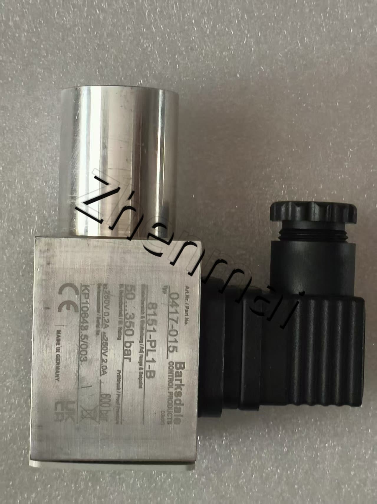 Nuevo Original Barksdale 8151-PL1-B 0417-015 sensor de presión interruptor de nivel interruptor de flujo interruptor de presión envío rápido
