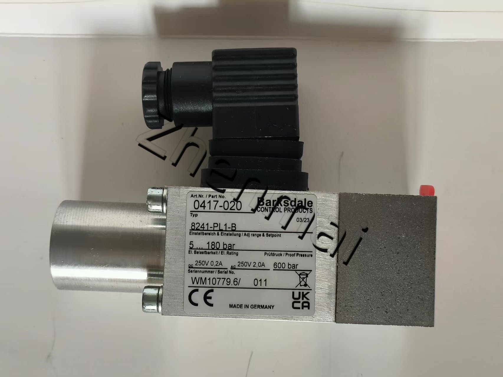 Nuevo Original Barksdale 8241-PL1-B 0417-020 sensor de presión interruptor de nivel interruptor de flujo interruptor de presión envío rápido
