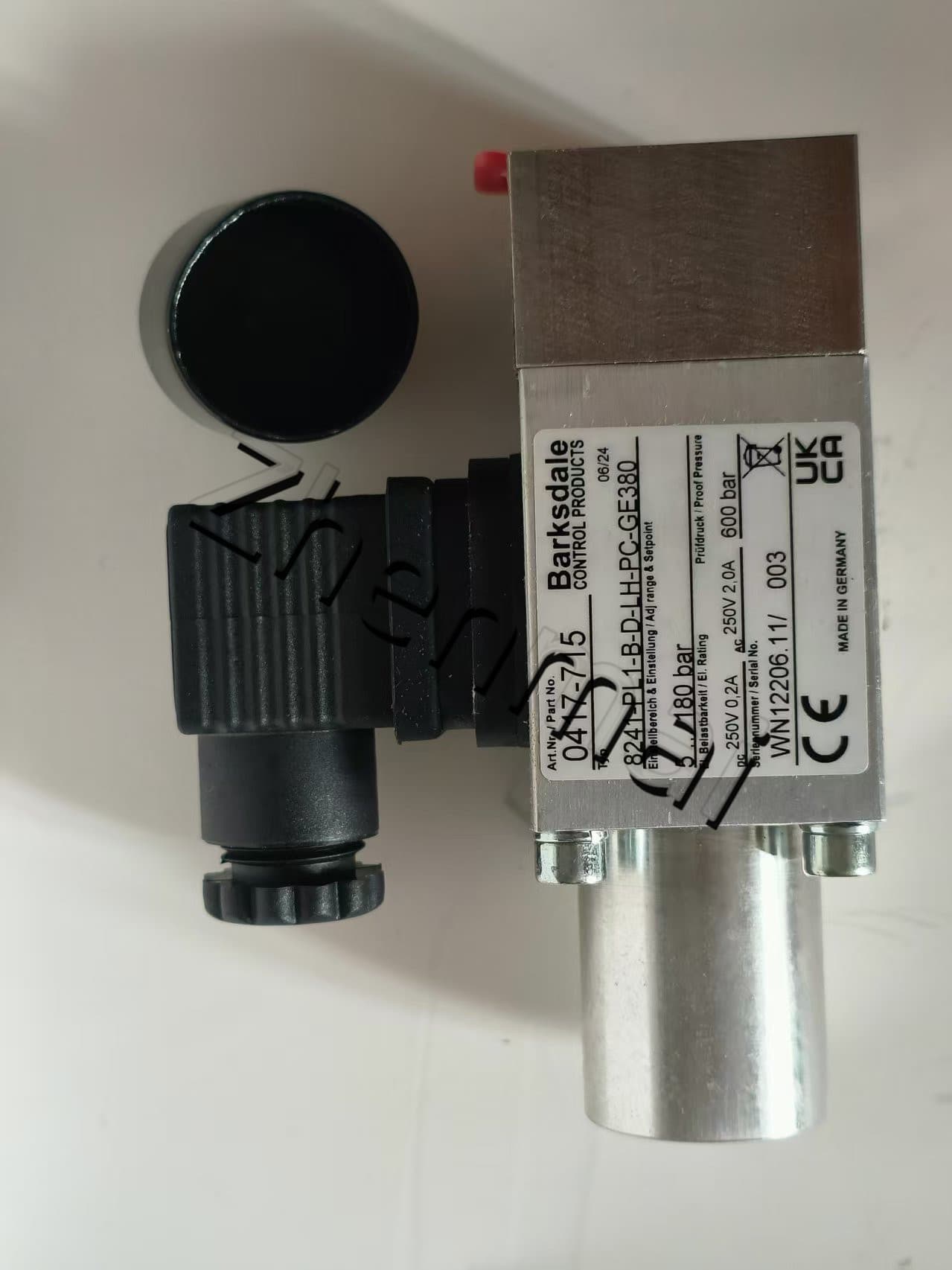 Nuevo y original Barksdale 8241-PL1-B-D-LH-PC-GE380 0417-715 Sensor de presión Interruptor de nivel Interruptor de flujo Interruptor de presión Envío rápido