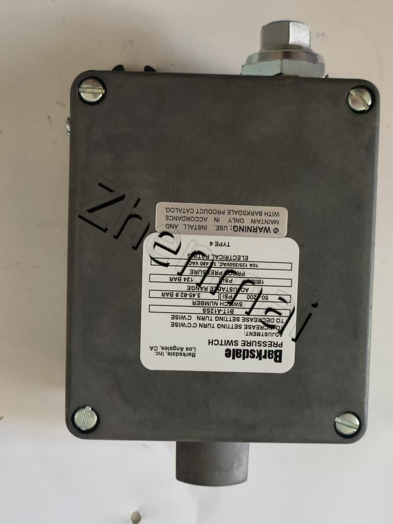 Nuevo y Original Barksdale B1T-A12SS sensor de presión interruptor de nivel interruptor de flujo interruptor de presión envío rápido