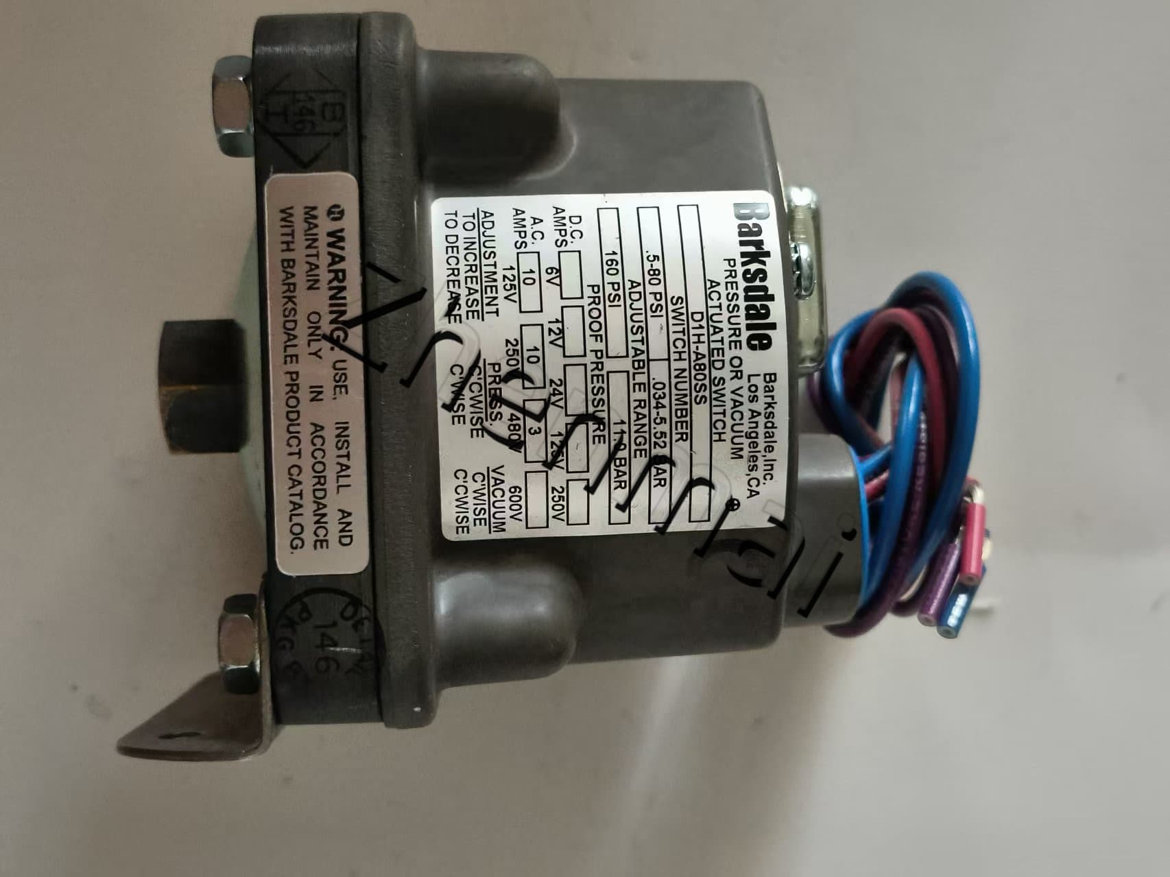 Nuevo y Original Barksdale D1H-A80SS sensor de presión interruptor de nivel interruptor de flujo interruptor de presión envío rápido