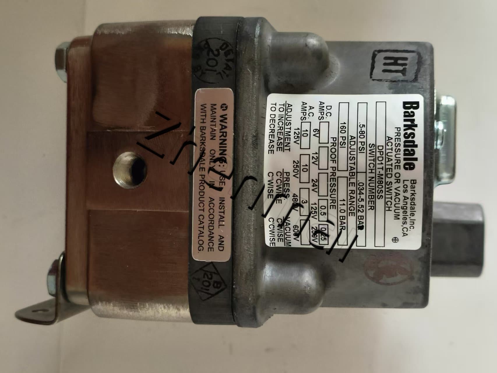 Nuevo y Original Barksdale DPD1T-M80SS sensor de presión interruptor de nivel interruptor de flujo interruptor de presión envío rápido