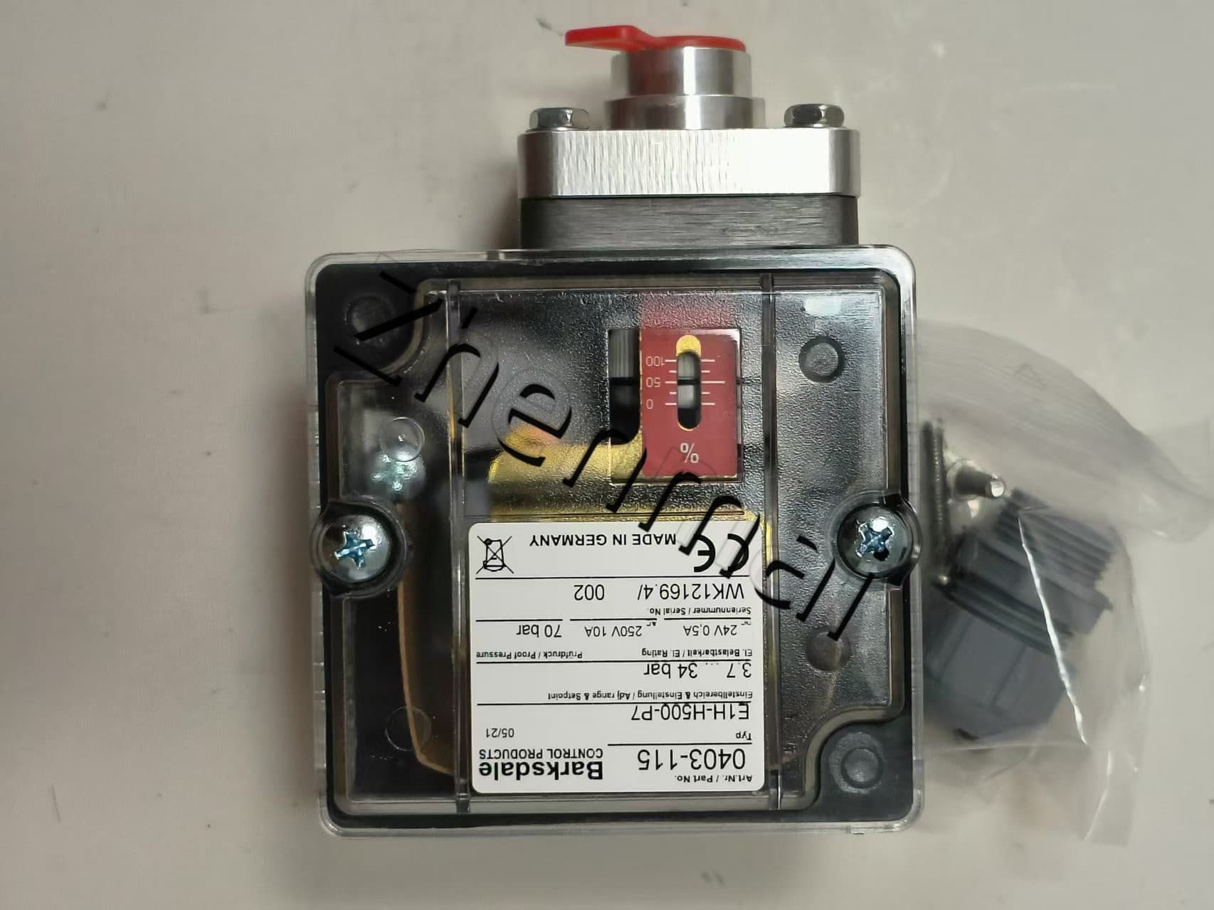 Nuevo Original Barksdale E1H-H500-P7 0403-115 sensor de presión interruptor de nivel interruptor de flujo interruptor de presión envío rápido