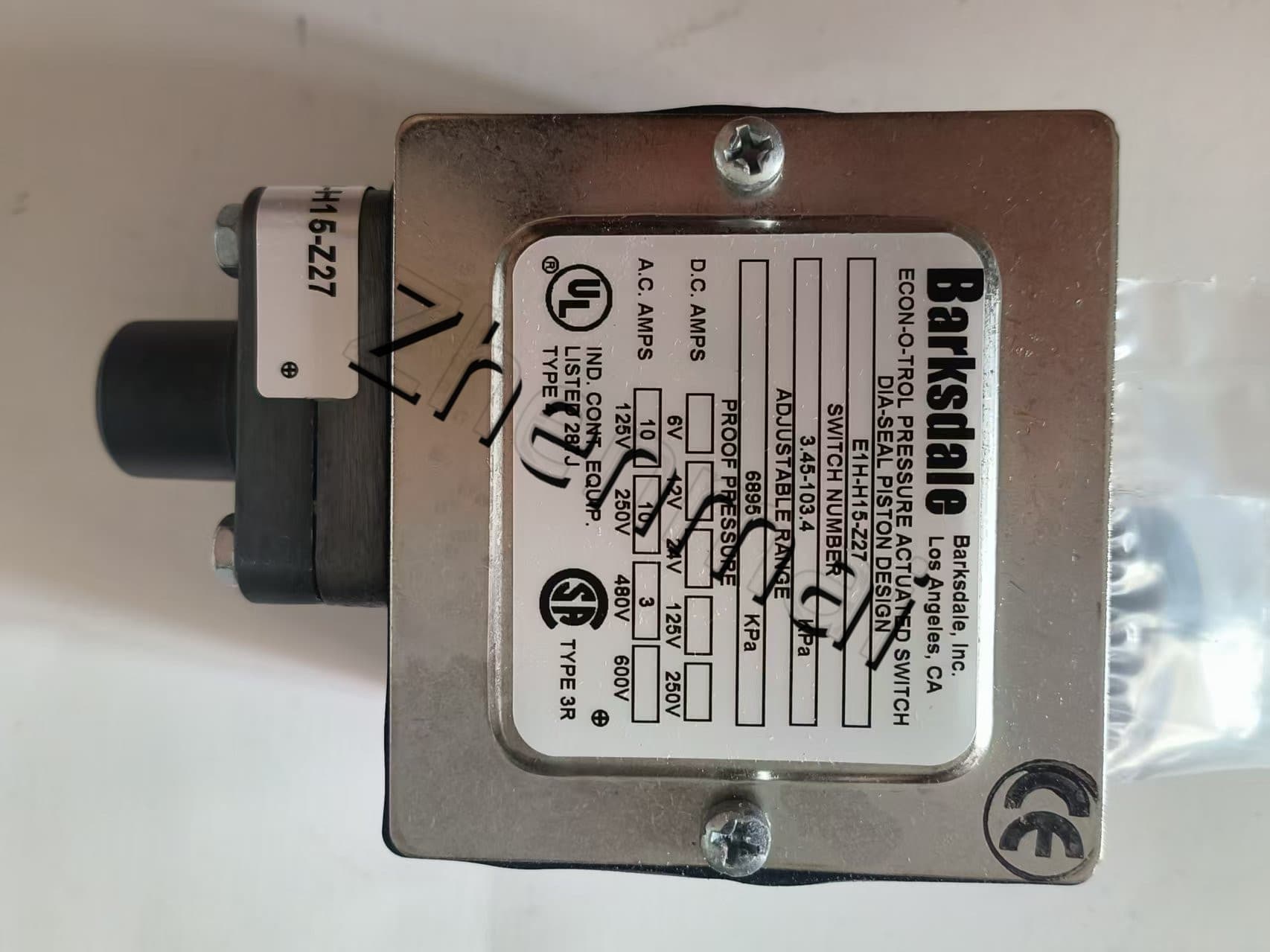 Nuevo y Original Barksdale EE1H-H15-Z27 sensor de presión interruptor de nivel interruptor de flujo interruptor de presión envío rápido