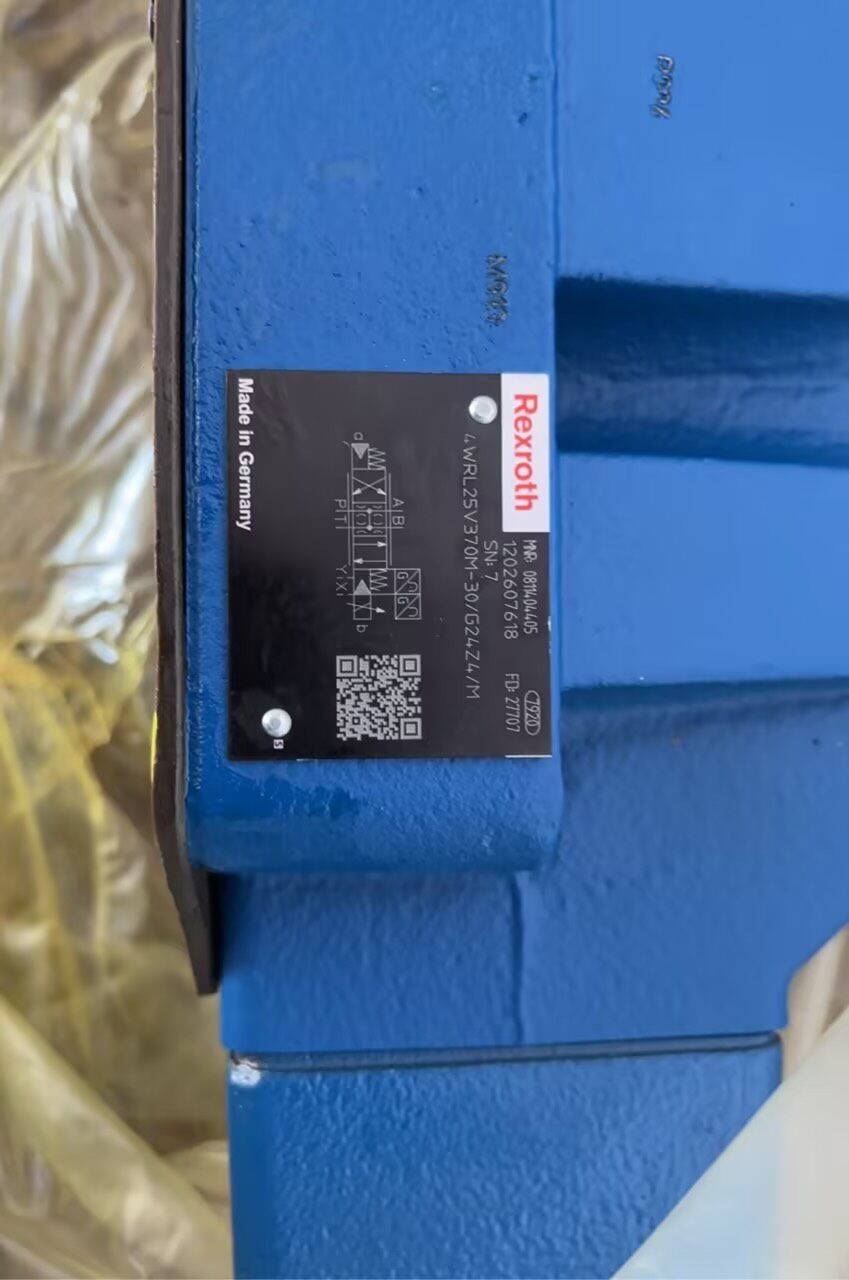 Nuevo Servoaccionamiento Original Bosch Rexroth válvula reductora de presión 4WRAE10W1-30-2XG24K31F1VServo Motor envío rápido