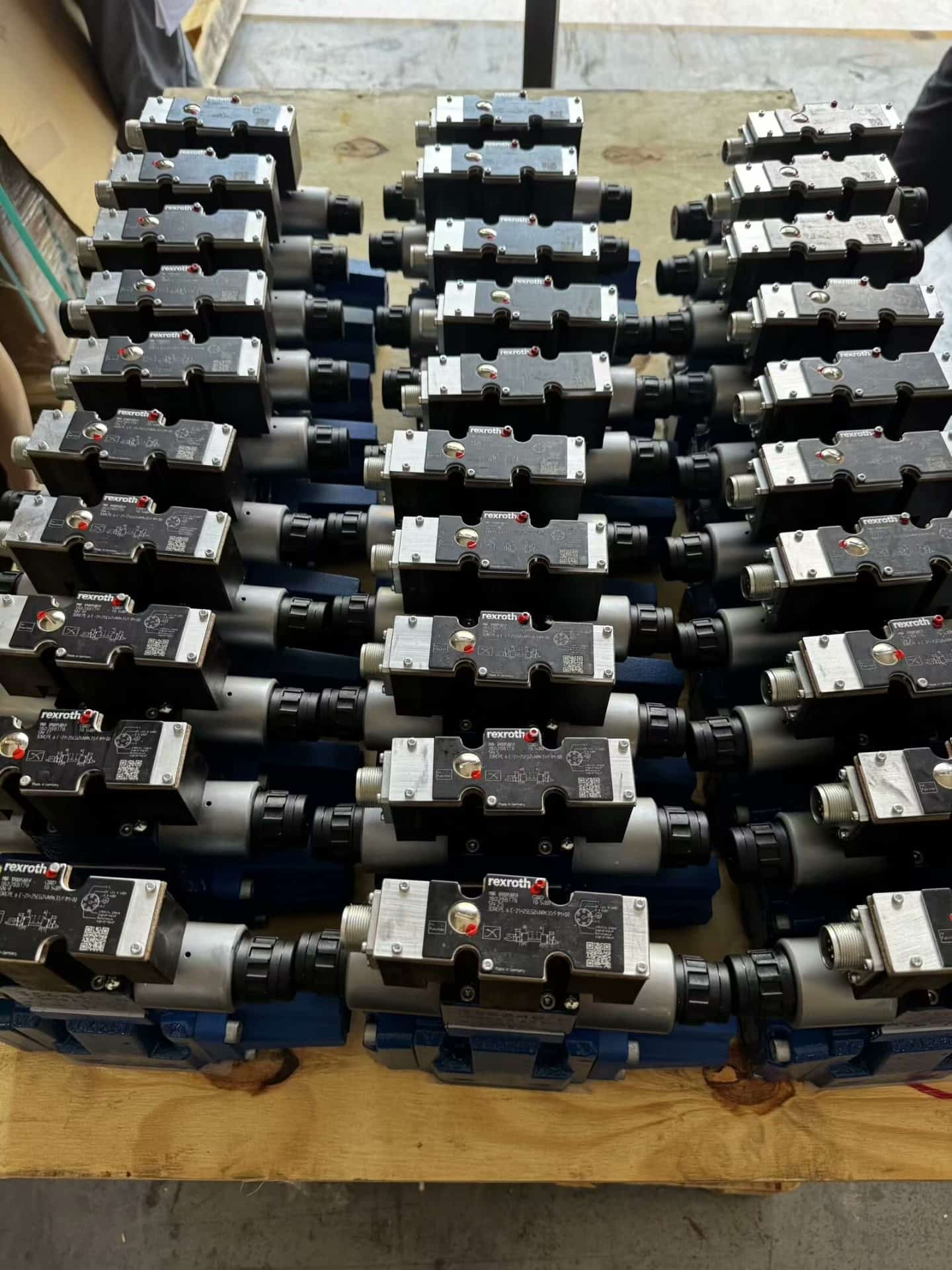 Servoaccionamiento Original Bosch Rexroth, válvula proporcional DBETX-1X/315G24-25NZ4M, servomotor, envío rápido