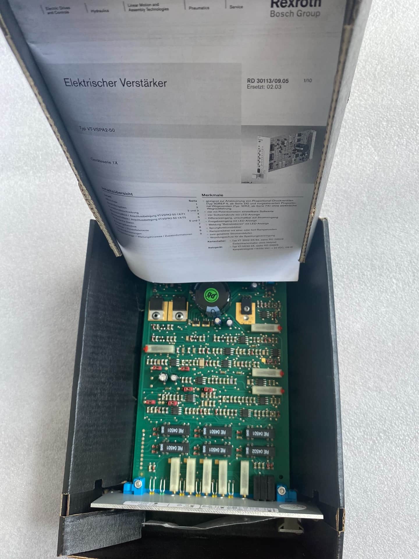 Nuevo y original servoaccionamiento Bosch Rexroth Válvula proporcional Amplificador de válvula proporcional VT-VRPA1-100-1XV00 Servomotor Envío rápido