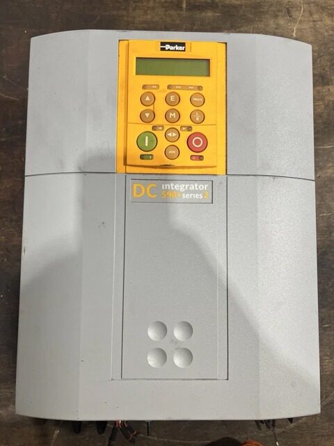 Nuevo y Original Parker 53260010-TP00-U4A0 Servoaccionamientos de frecuencia variable servomotores controladores Envío rápido