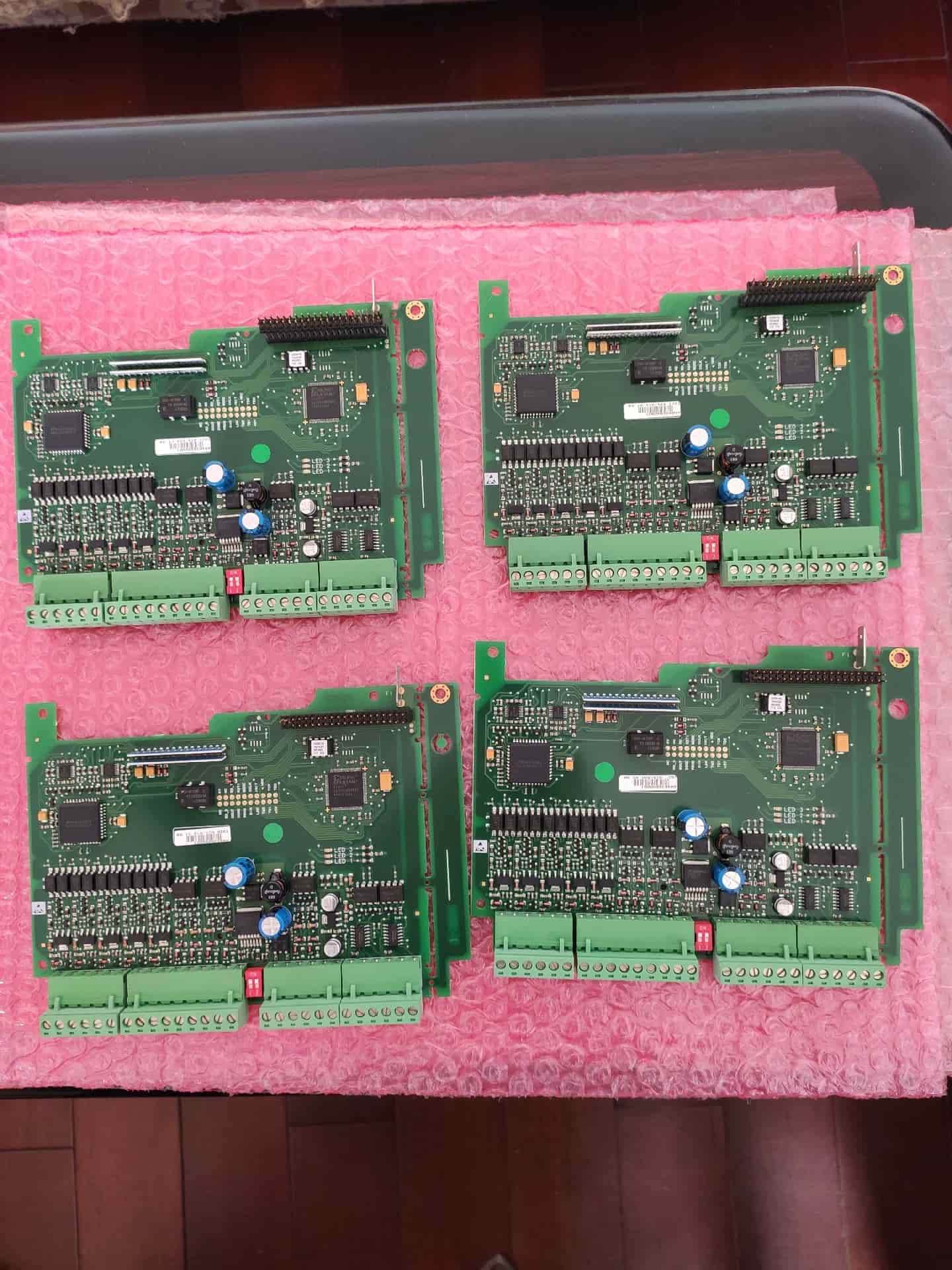Nuevos y originales servoaccionamientos Parker AH463889U001, servoaccionamientos de frecuencia variable, controladores de servomotores, envío rápido