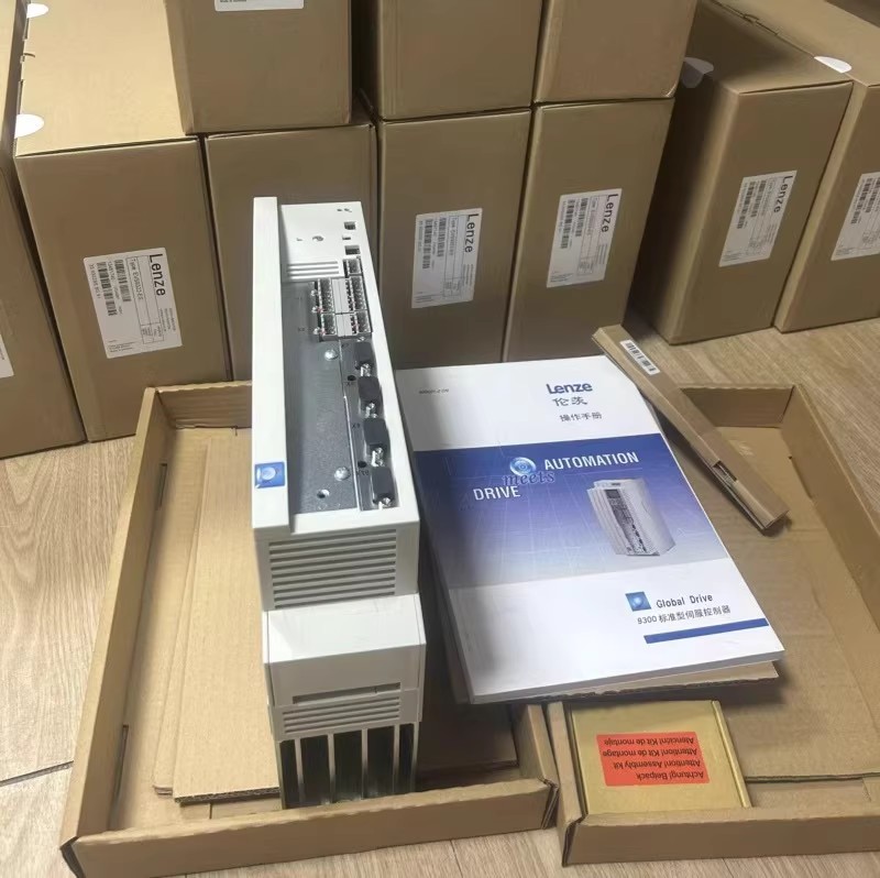 Nuevo y genuino módulo de E/S industrial Lenze EVS9331-EV FedEx DHL envío rápido