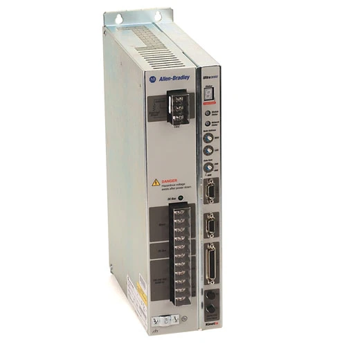 Nuevo servoaccionamiento digital original Allen-Bradley 2098-DSD-030 serie Ultra 3000 envío rápido